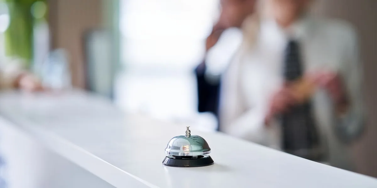 Front desk with bell of Niagara Falls hotel